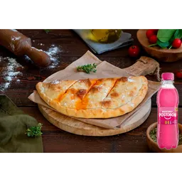 Combo Calzone de Pollo + Postobón Manzana 250 ml