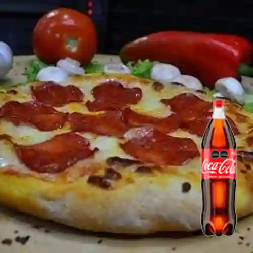 Combo Escarlata (mediana) + Coca Cola Original 1.5 L