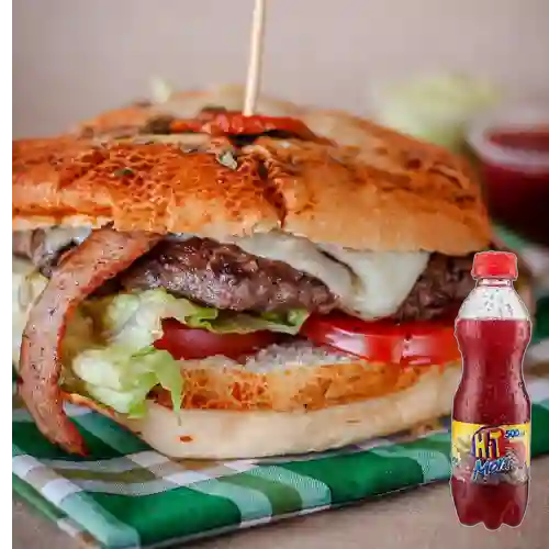 Combo Hamburguesa Gourmet + Hit Mora 500 ml