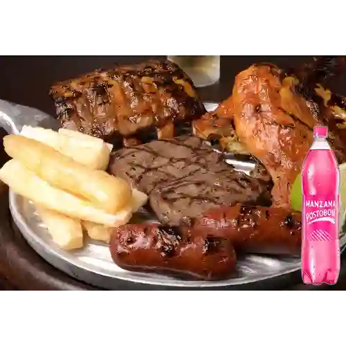 Combo Tabla de Carnes Asadas + Postobón Manzana 1.5 L