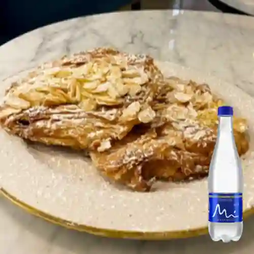 Combo Croissant Choco Almendras +Manantial S/gas 600ML