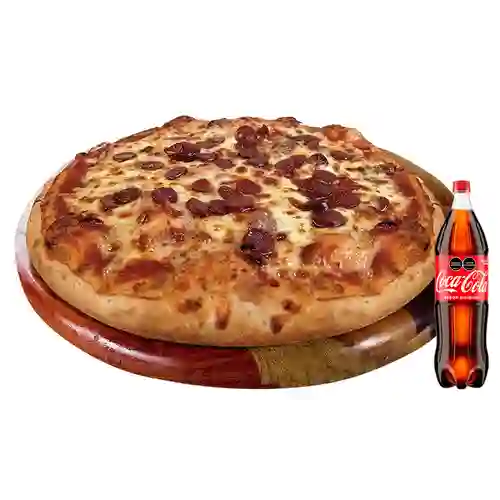 Combo Pizza Mediana Cábanos + Coca Cola Original 1.5 L
