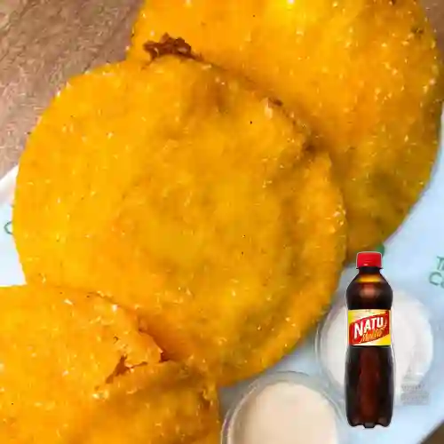 Combo Arepa de Solo Huevo + Natu Malta 400 Ml