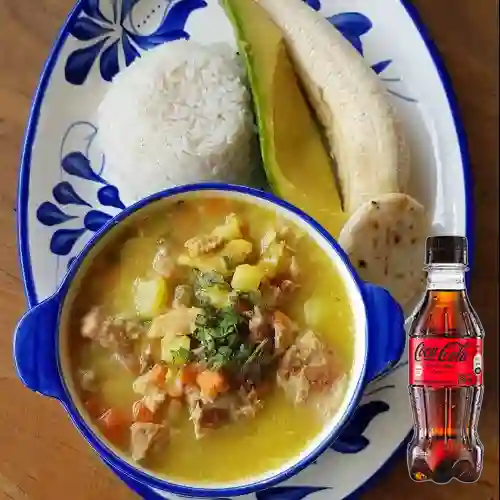 Combo Cazuela de Mondongo + Coca Cola Sin Azúcar 250ML