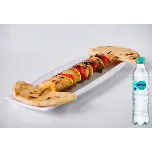 Combo Brocheta de Pollo + Brisa Sin Gas 600ML