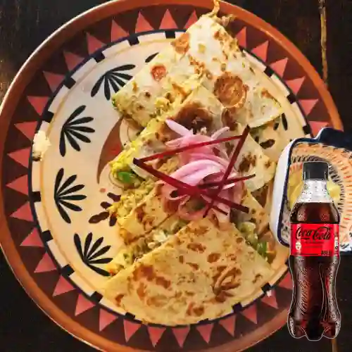 Combo Quesadilla Birria de Res +Cocacola S/az 400ml