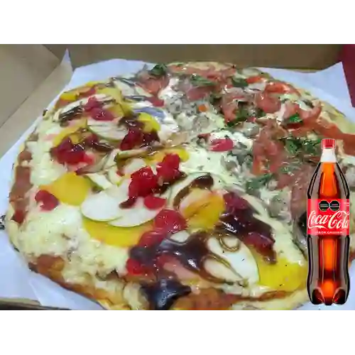 Combo Pizza para Compartir + Coca Cola Original 1.5 L