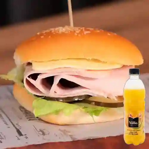 Sándwich Jamón de Pavo +Del Valle Fresh Citrus 500ml