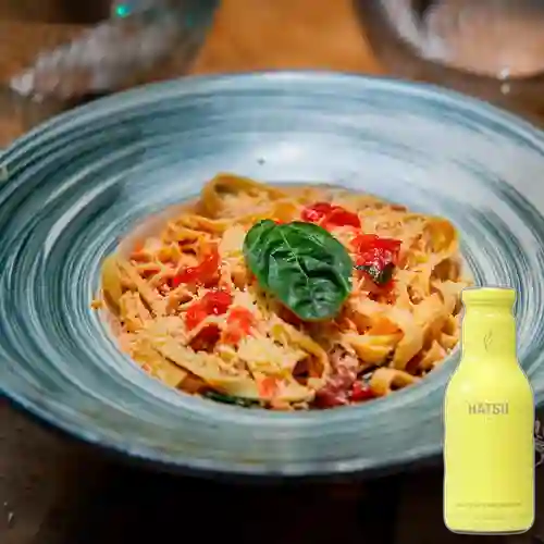 Combo Pasta Napolitana + Te Hatsu Amarillo 400 ml