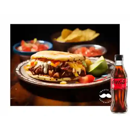 Combo Arepa Costilla Ahumada +Cocacola S/az 300ML
