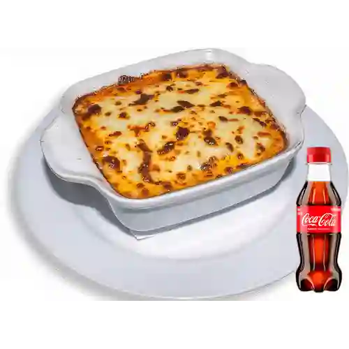 Combo Lasagna de la Casa + Coca Cola Original 250ML