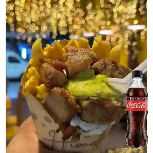 Combo Cono Salchipapa Chicharrón +Cocacola S/az 250ml