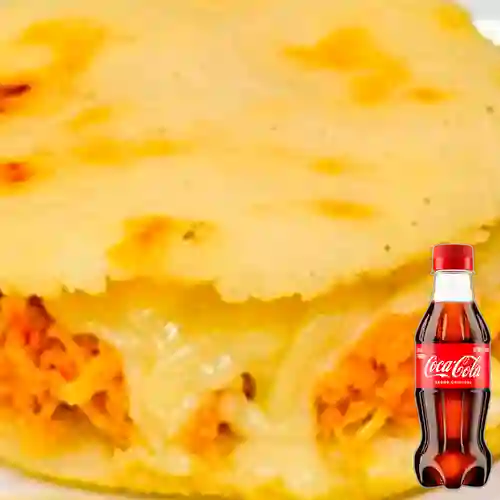 Combo Arepa con Pollo + Coca Cola Original 250ML