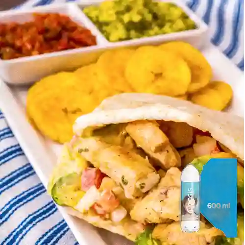 Combo Arepa D la Casa + Oasis Sin Gas 600 ml