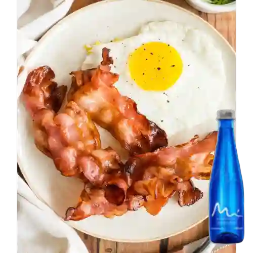 Combo Tocino y Huevos + Agua Manantial 400ml