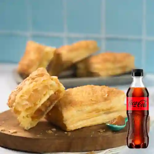 Combo Pastel de Arequipe&Queso +Cocacola 400ml