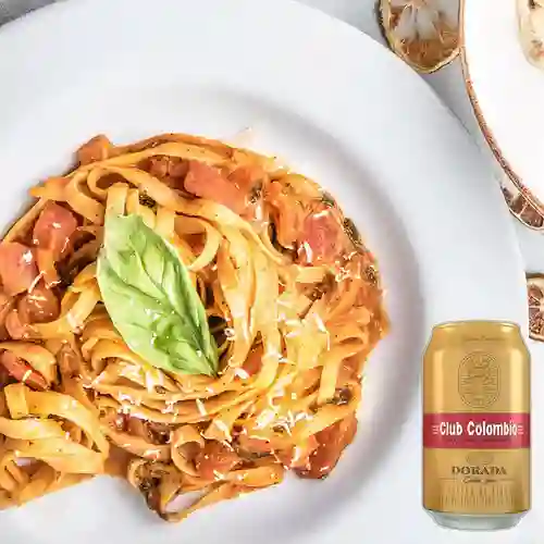 Combo Penne Bolognese + Club col. Dorada Lta 330ml