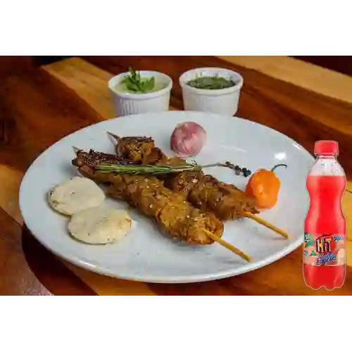 Combo Chuzo de Res + Hit Frutas Tropicales 500 ml