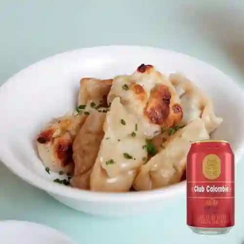 Combo Mixto Dumplings + Club Cola Roja 330ml Lata
