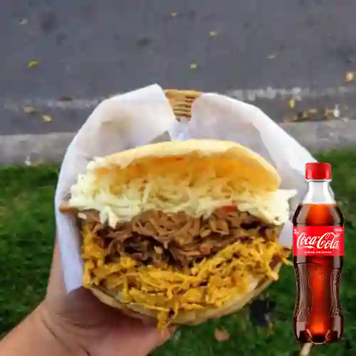 Arepa de Pollo&Carne Mechada +Cocacola Org 400ml