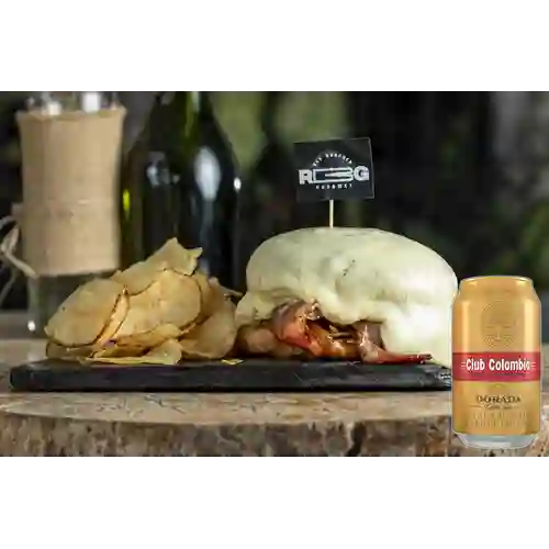 Combo Hamburguesa Burger Cheese + Club Cola Dorada Lata 330ml