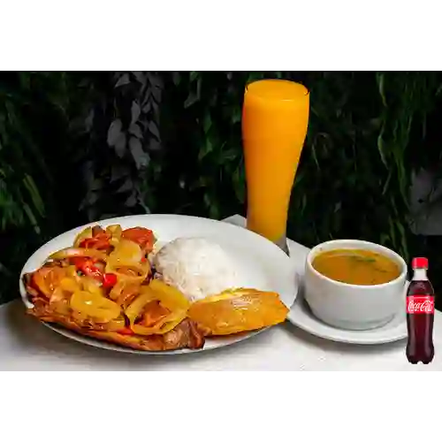 Combo Sobrebarriga a la Criolla + Cocacola Orig 400 ml