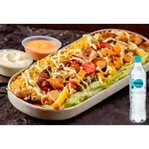 Combo Salchipapa con Pollo + Brisa Sin Gas 600ML