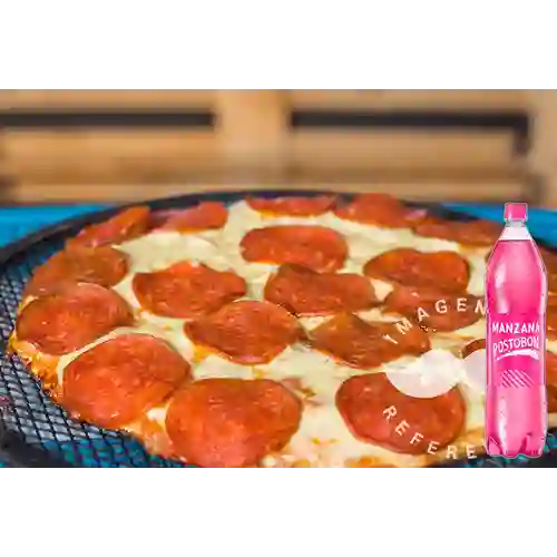 Pizza Grande Queso&Pepperoni +Postobón Manzana 1.5l