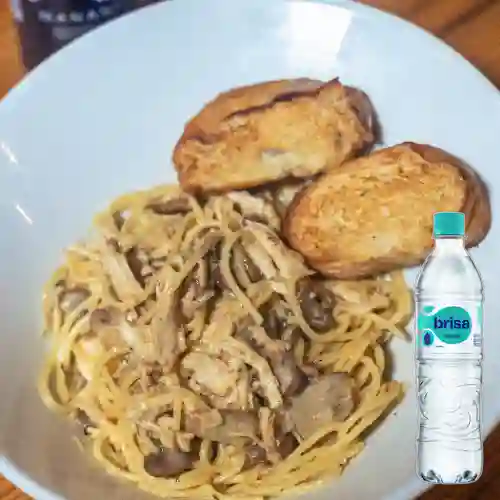 Combo Pasta c/ Pollo&Champiñones +Brisa S/gas 600ML