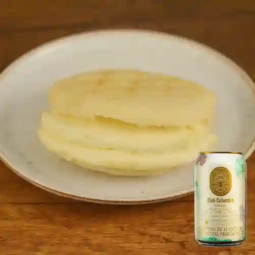 Combo Arepa de Queso de Mano +Club col. Dorada 330 ml