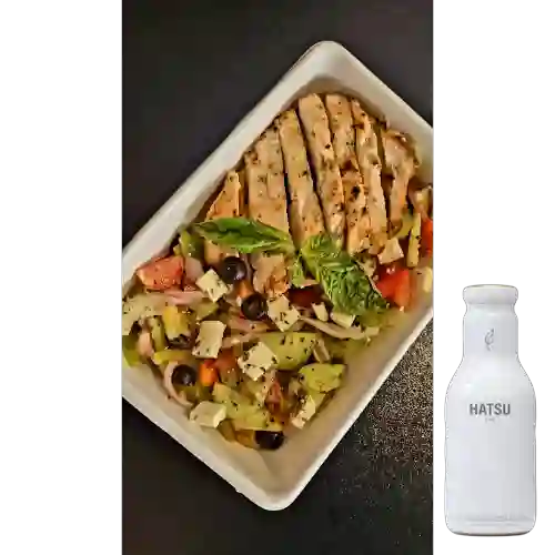 Combo Santorini Ensalada Pollo + Hatsu Blanco 400 ml
