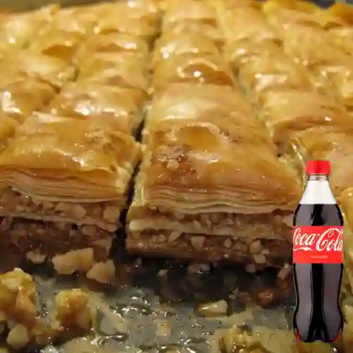 Combo Baklava Postre + Coca-Cola Sabor Original 255 ml