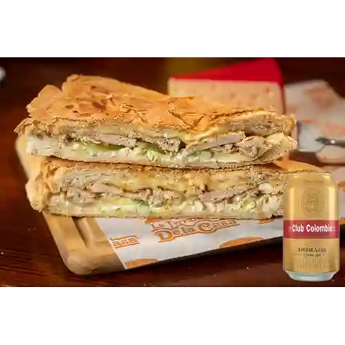 Combo Sándwich Pechuga a la Plancha + Club Col. Dorada 330ml