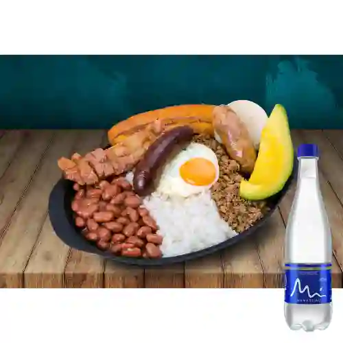Combo Bandeja Paisa + Manantial Sin Gas 600ML