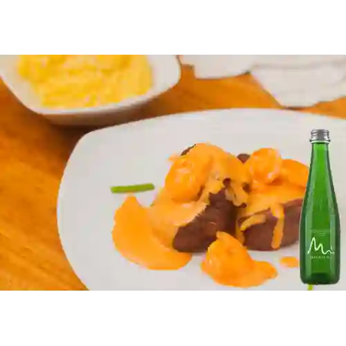 Combo Lomo a Lo Macho + Manantial Con Gas 300ML