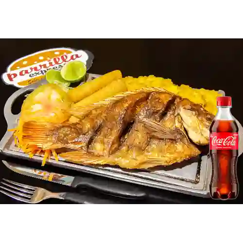 Combo ¡Mojarra Frita! + Coca Cola Original 400 ml