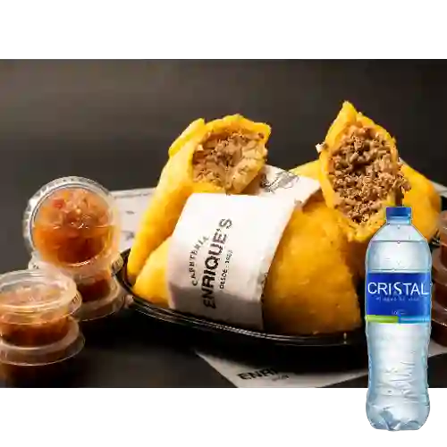 Combo Empanada + Agua Cristal
