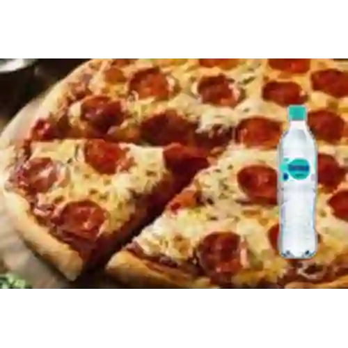 Combo Pizza Pepperoni Mediana + Brisa Sin Gas 600ML