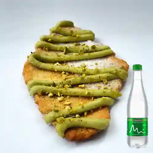 Combo Croissant Flat Pistacho +Manantial C/gas 600ML