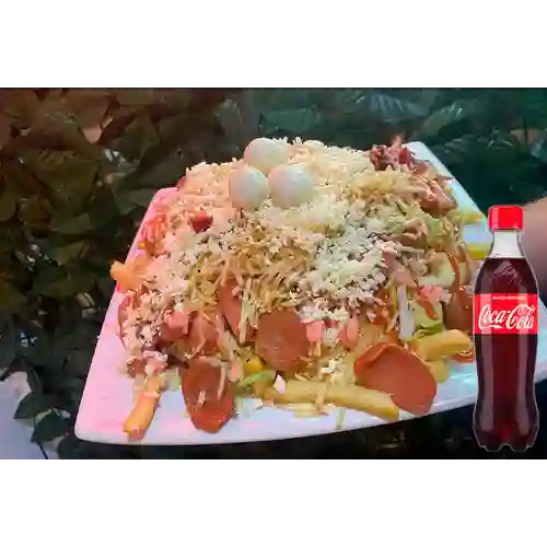 Combo Salchipapa Costeña + Coca Cola