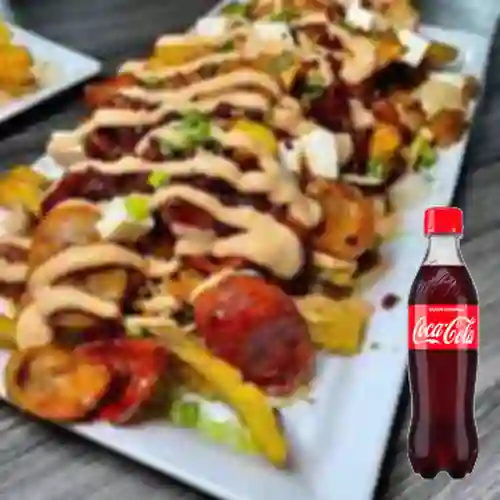 Salchipapa Clásica Casa Butifarra +CocaCola Org 400ml