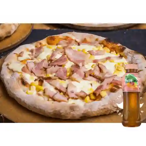 Combo Pizza Maiz Tocineta + Fuze Tea Durazno 400ML