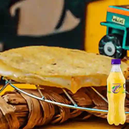 Combo Arepa Quesuda + Quatro Original 400ML