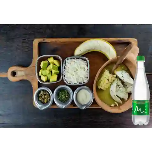 Combo Ajiaco con Pollo + Manantial Con Gas 600ML