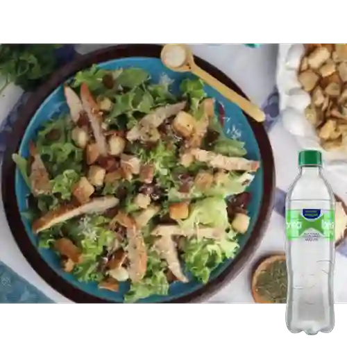 Combo César con Pollo + Brisa con Gas 600ML