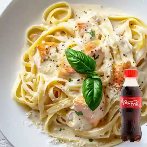 Combo Pasta Alfredo c/ Pollo +Cocacola Orig 200ml