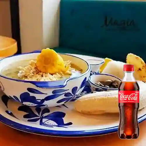 Combo Cazuela de Ajiaco + Coca Cola Original 400 ml