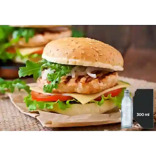 Combo Hamburguesa Carne y Pollo + Bretaña 300 ml