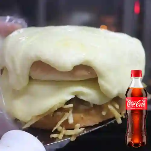 Combo Hamburguesa Extra Queso + Coca Cola Original 400 ml