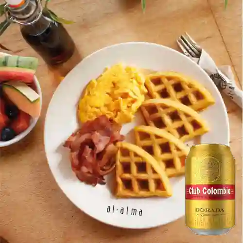 Combo Waffles Huevos&Panceta +Club col. Dorada 355ml